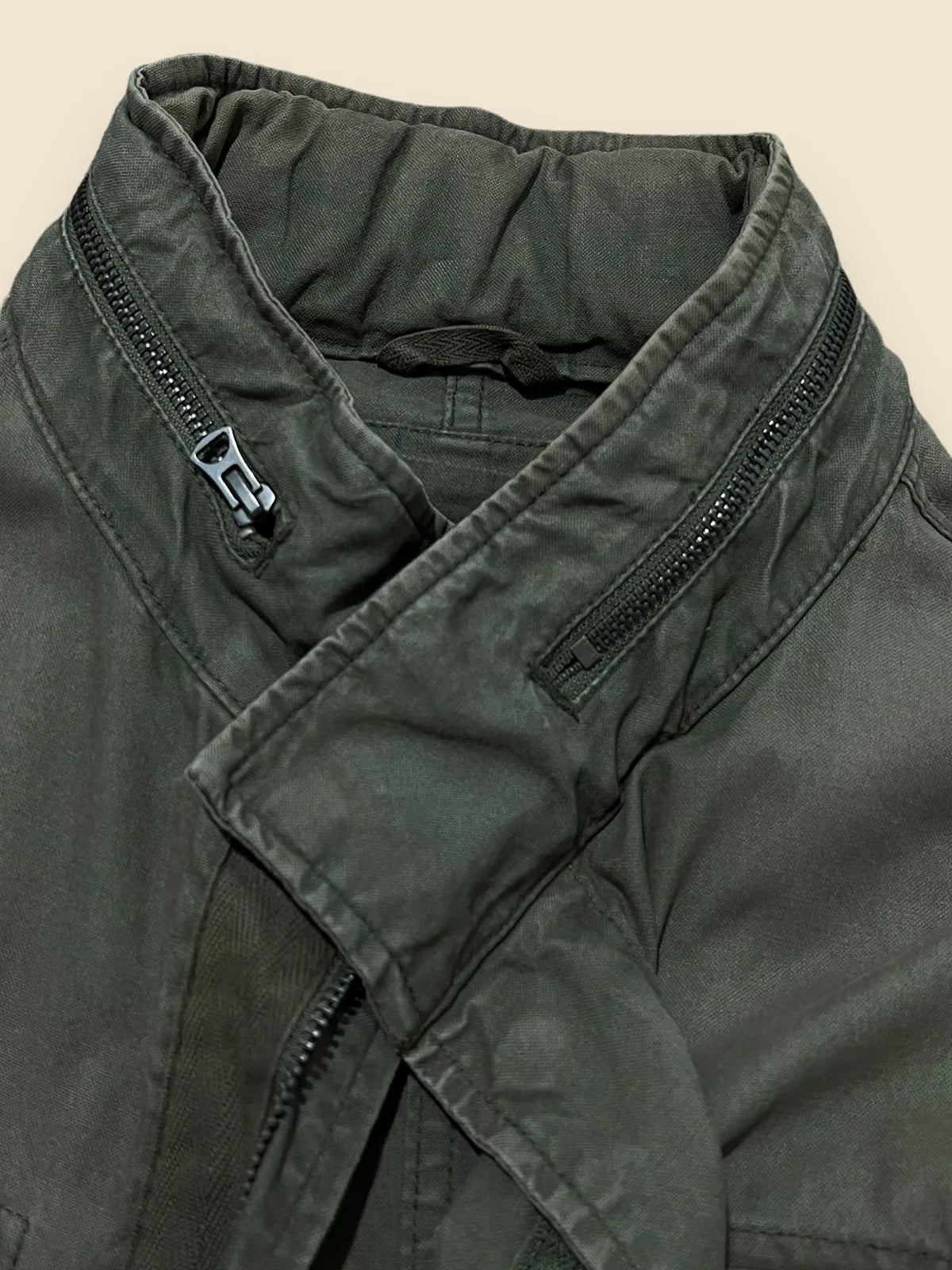 Chaqueta militar Old Navy de los años 90s talla M