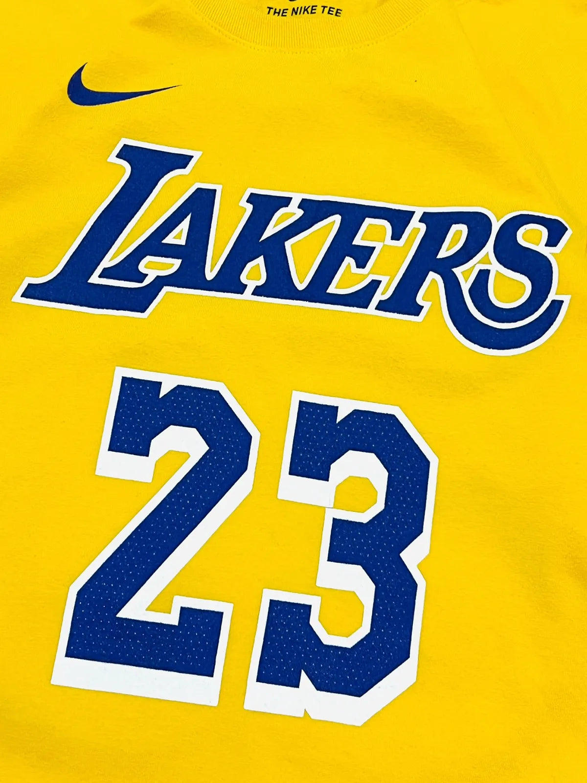 Lakers by Nike - Dorsal Lebron James “23” talla S