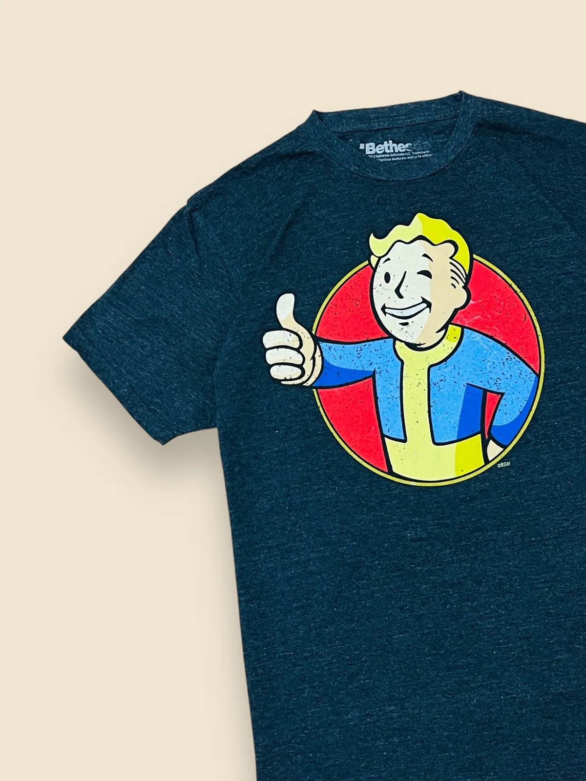 Fallout Classic tee 2015 talla L