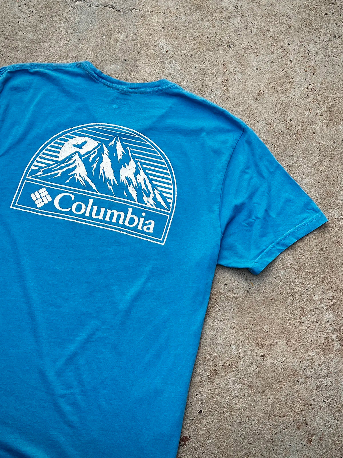 Columbia Classic tee talla L 
✔️ 10/10