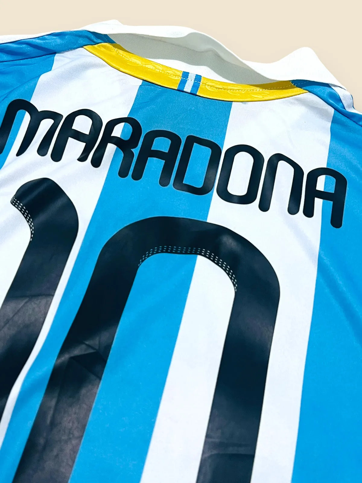 Maradona Jersey Oficial 2011 by Adidas talla L