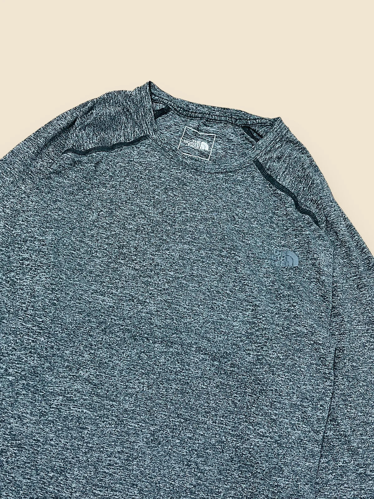 The North Face Long Sleeve talla L