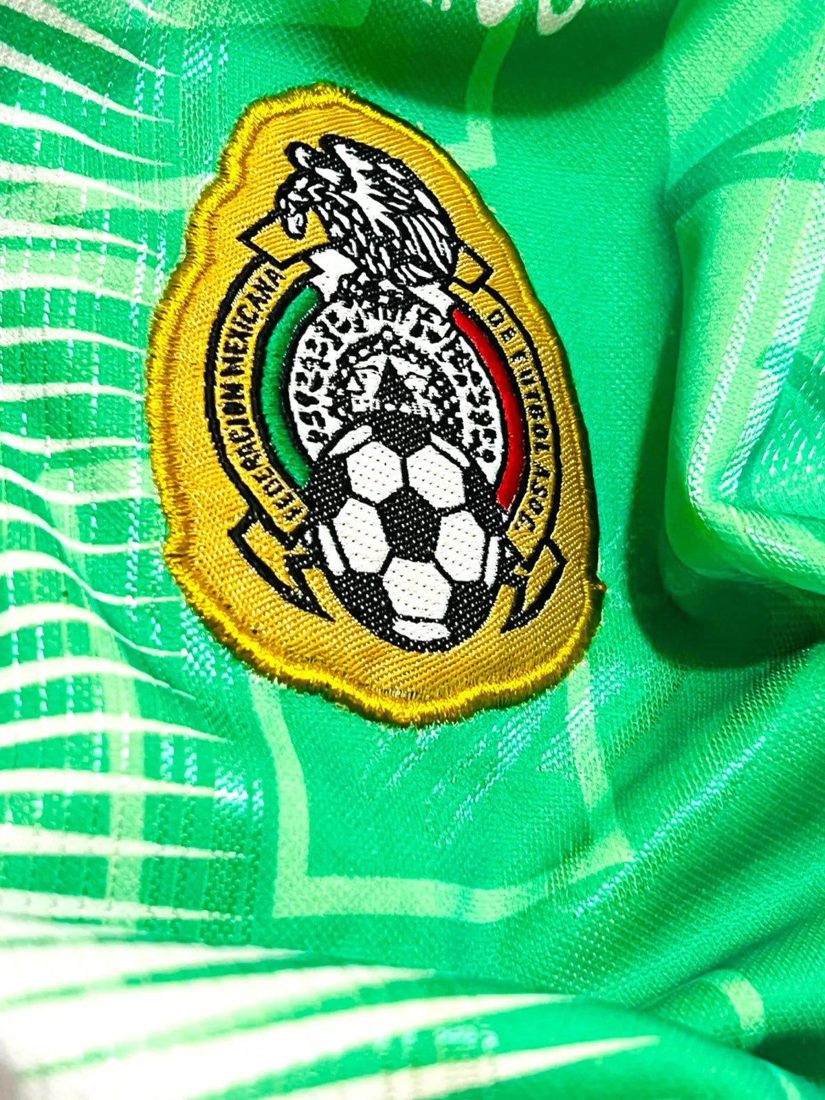 Jersey Bootleg de la Selección Mexicana by Calderon Sports talla L